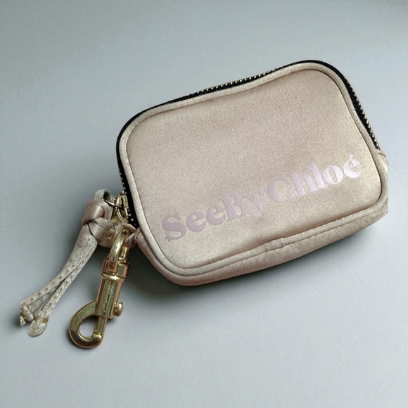 See By Chloé Tan Key Card Holder/ Mini Pouch With Zippered Closure - Picture 1 of 10